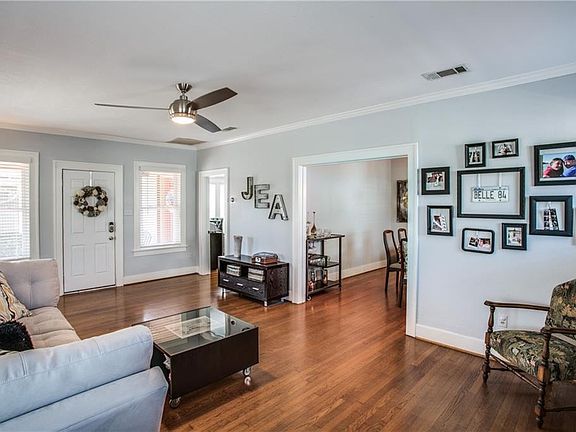 5th image of 1118 Elmwood Blvd