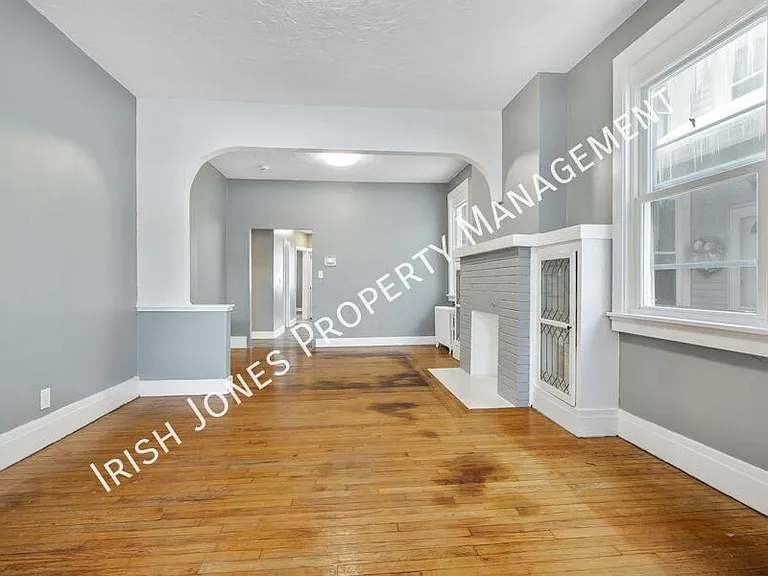 190 Whitney Pl #LOWER - UTILITIES IN — Photo 4