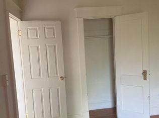 120 Central St APT 1R, Springfield, MA 01105