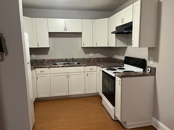 4th image of 1303A E Green Dr #1303A