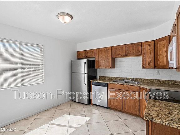 3rd image of 8450 E Old Spanish Trl APT 132