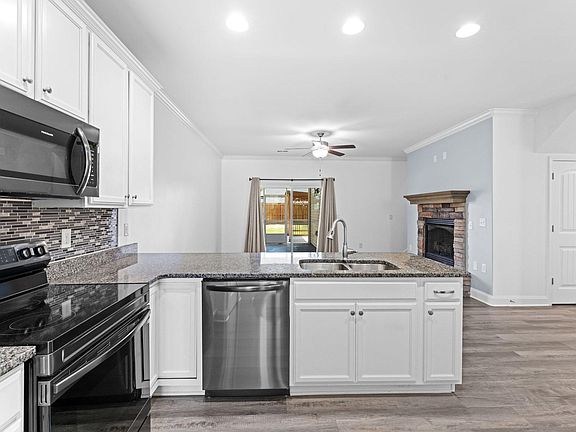 5th image of 44 Tannery Dr