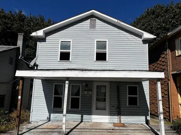 211 E Pike St, Bellefonte, PA 16823