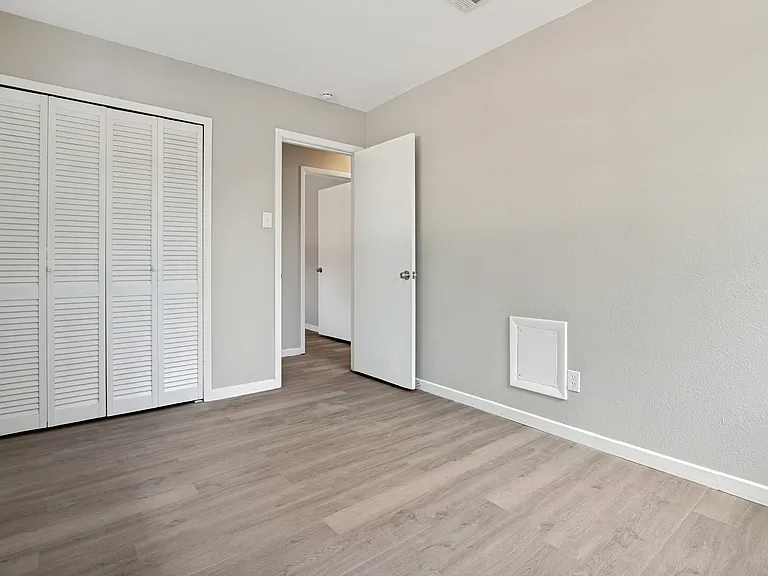 3310 Nashville Ave — Photo 20