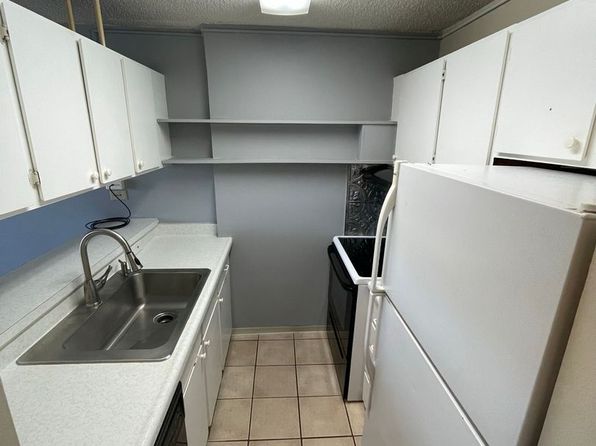 98-450 Koauka Loop APT 1904, Aiea, HI 96701
