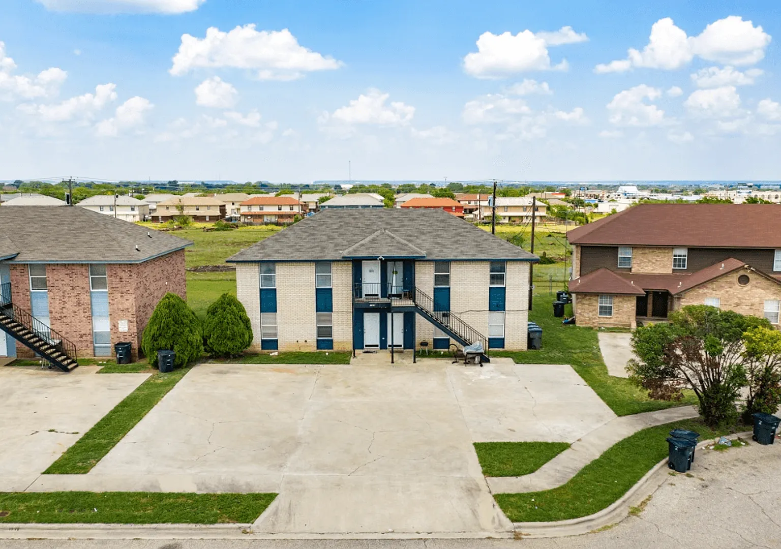 1105 Horizon Dr — Photo 4