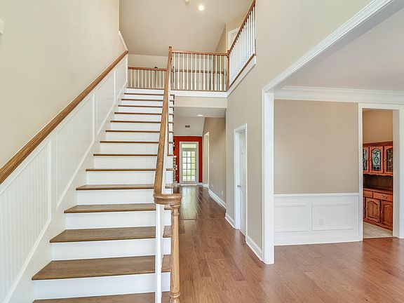 5th image of 9170 Markleys Grove Blvd