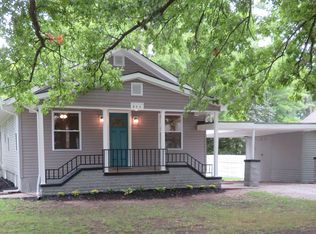 903 S Sycamore St, Ottawa, KS 66067