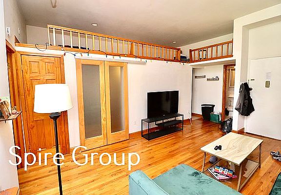 4th image of 107 W 75th St APT 2B