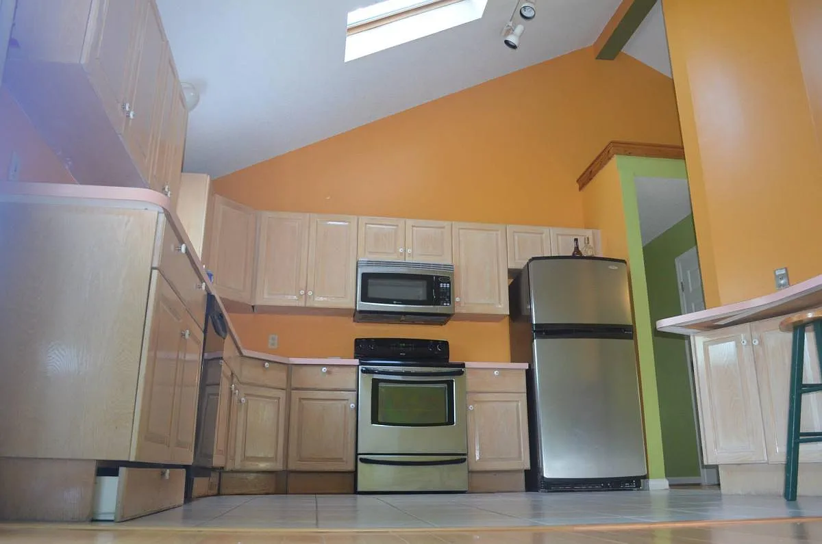 3 bed, 1700 sqft, $2,900 — Photo 4