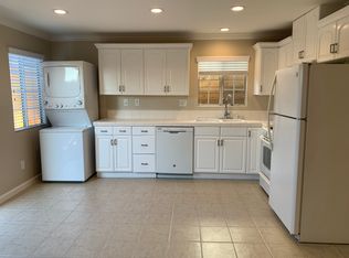 424 Westminster Ave, Newport Beach, CA 92663