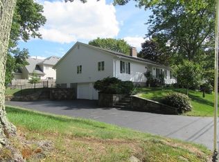 60 Lynnwood Ln, Worcester, MA 01609