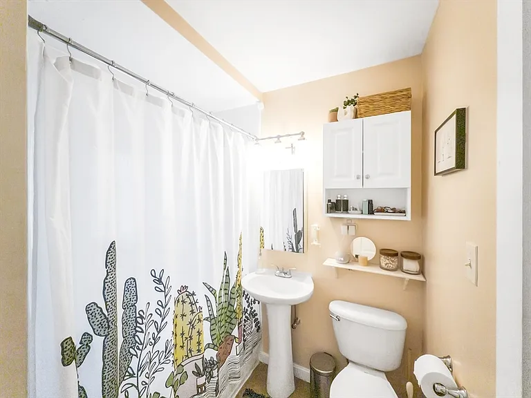 41 Child St #3 — Photo 9