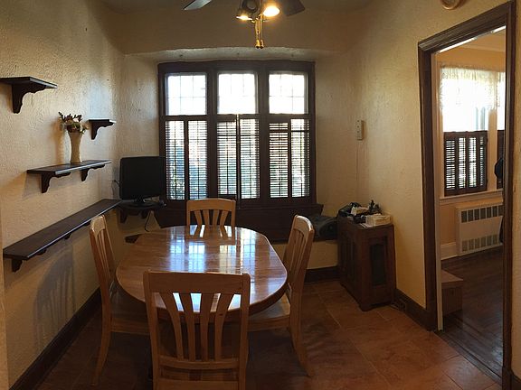 4th image of 27-42167 Street