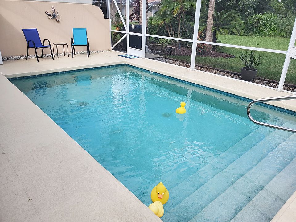 1st image of 8441 SE Retreat Dr