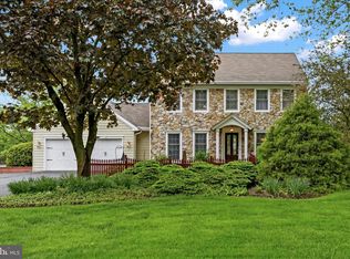 129 Brindle Rd, Mechanicsburg, PA 17055