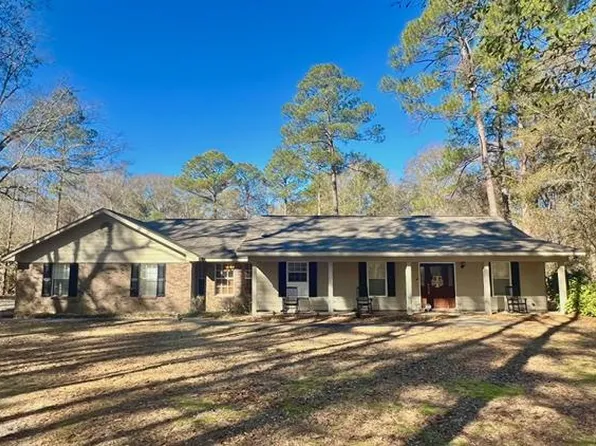 104 N Hunter Ln, Troy, AL 36079