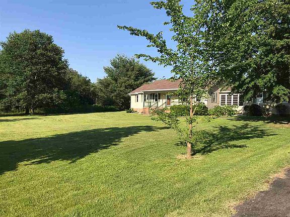 2nd image of 4200 Woodland Hill Dr