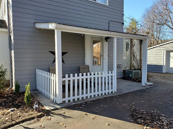 3rd image of 25 Bachman St