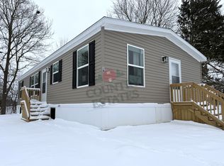 18 Terrace Rd, Northville, MI