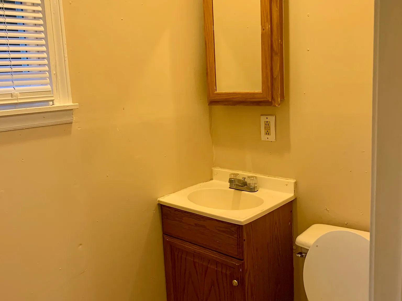 4 bed, 1000 sqft, $1,325 — Photo 4