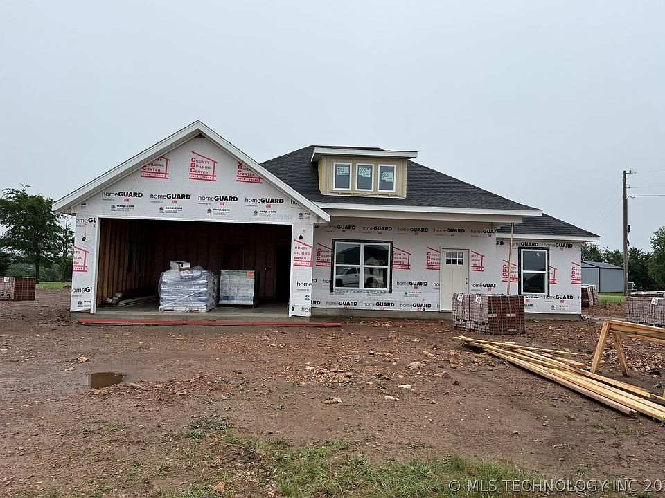 1st image of 1970 Everly Dr
