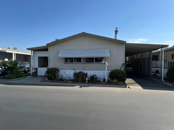 2706 W Ashlan Ave Space 227, Fresno, CA 93705