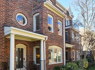 4048 Chancery Ct NW, Washington, DC 20007