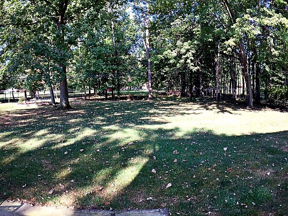 4th image of 4634 Williamstown Dr