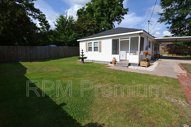 1st image of 9516 Gassie St