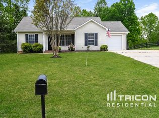 113 E Panther Creek Rd, Troutman, NC 28166