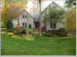 57 Cricket Knoll Ln, Carmel, IN 46033