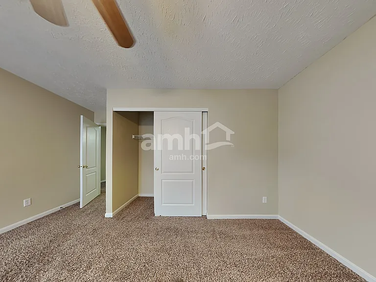 6259 Castle Oak Dr — Photo 12