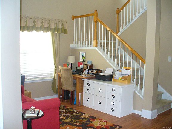 Dining / Sitting Area