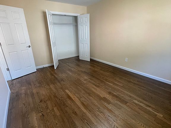 3rd image of 16-18 Waldron Ave #5C