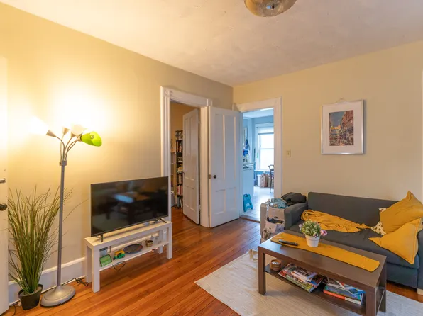 192 Mansfield St #1, New Haven, CT 06511