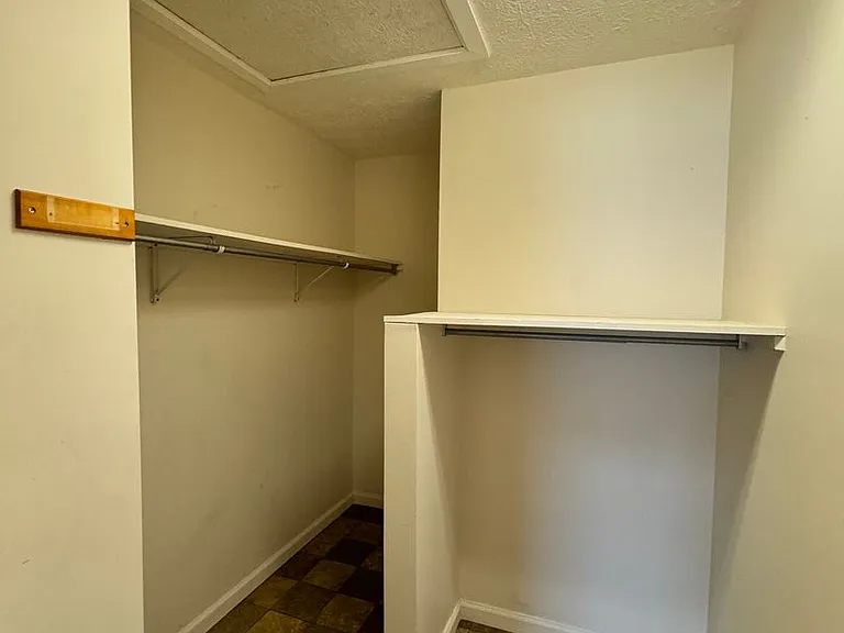 704 Chinn Ave — Photo 14