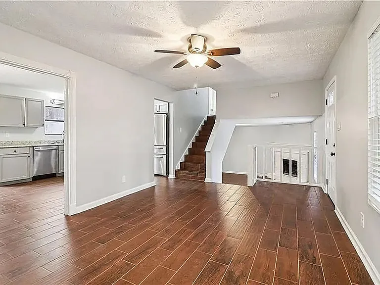 4173 Alicia Ct — Photo 12