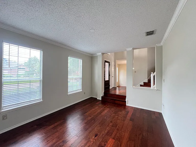 723 Sumner Dr — Photo 39