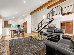 1172 Hill Cir, Colorado Springs, CO 80904