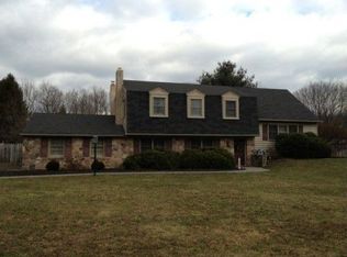 2755 Red Gate Dr, Doylestown, PA 18902