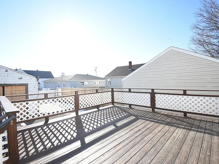 174 Main Rd #2 — Photo 13