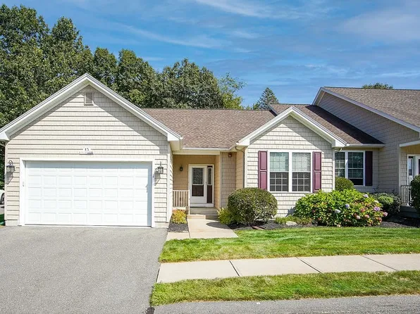 15 Jacobs Way, South Hadley, MA 01075