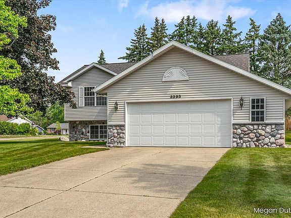 2nd image of 3393 Shoshone Dr SW