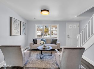 434 Shady Ln, Howell, NJ 07731