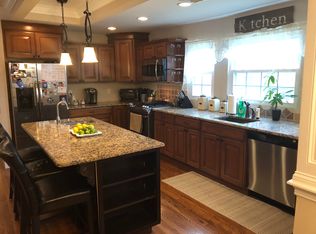 6 Glen Ln, Glenwood Landing, NY