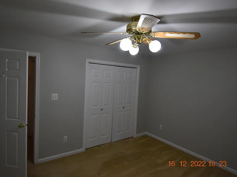 Bed room 1