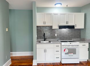 55 Park Dr APT 12, Boston, MA 02215