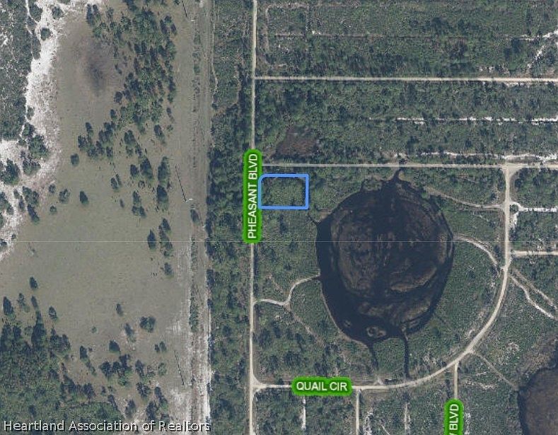 2nd image of 749 Quail Ave