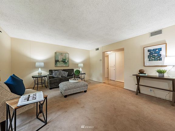 Generous living room with plenty of room for living! 